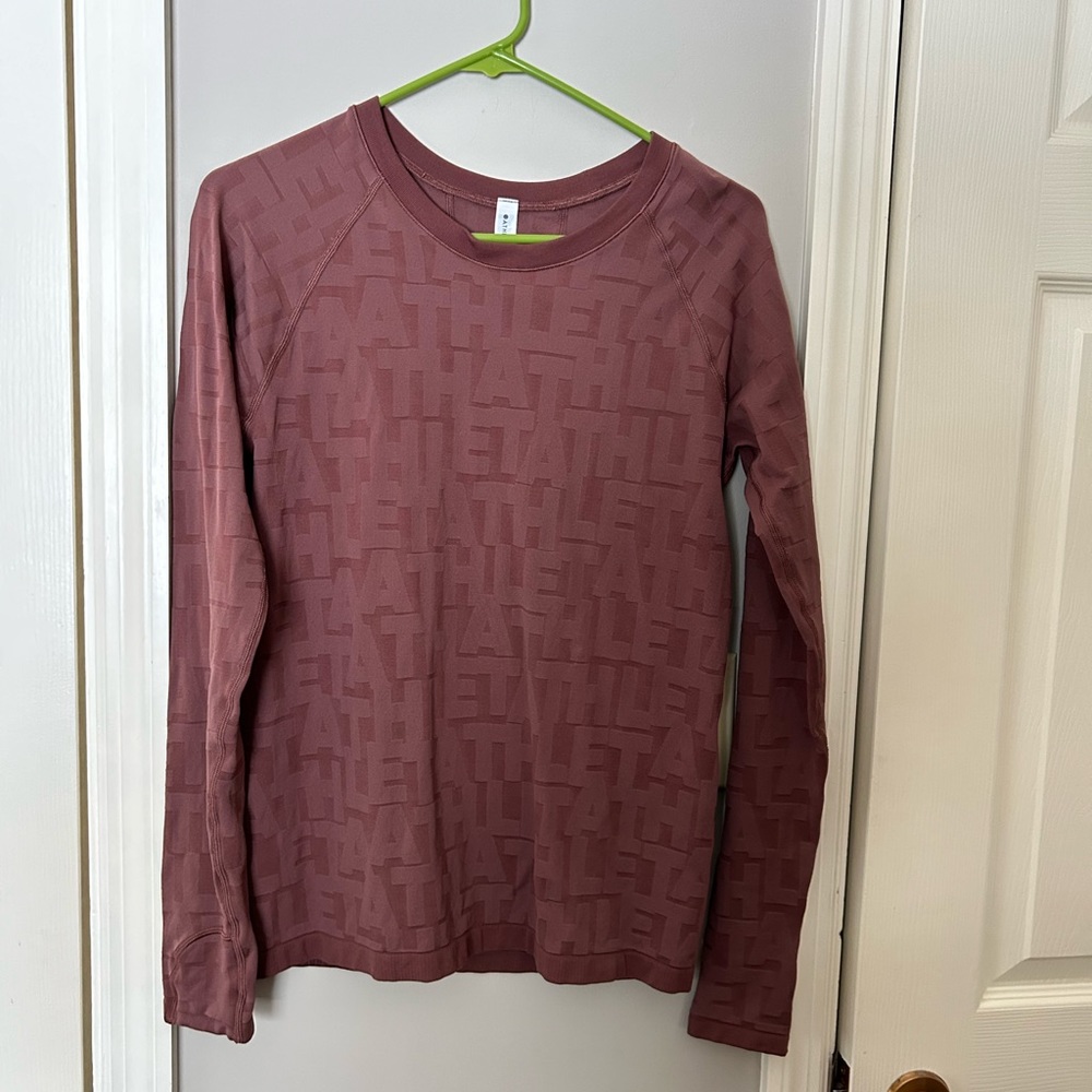 Athleta Momentum Top sz Medium
